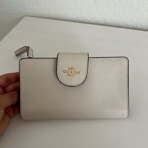 Coach Beige Leather Wallet